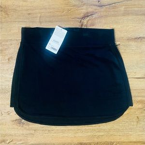 Athleta Serenity Skirt - Size M - NWT